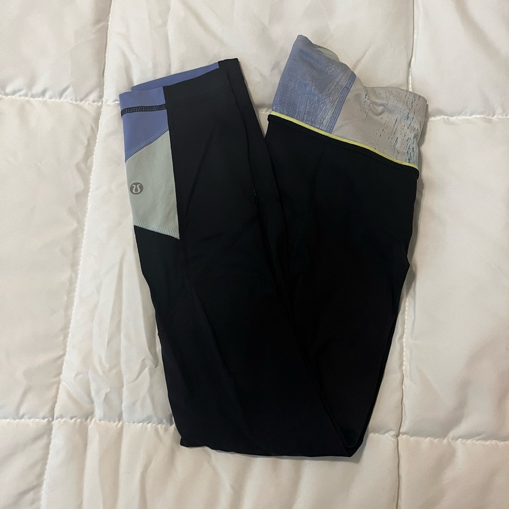 Lululemon size 2 color block leggings